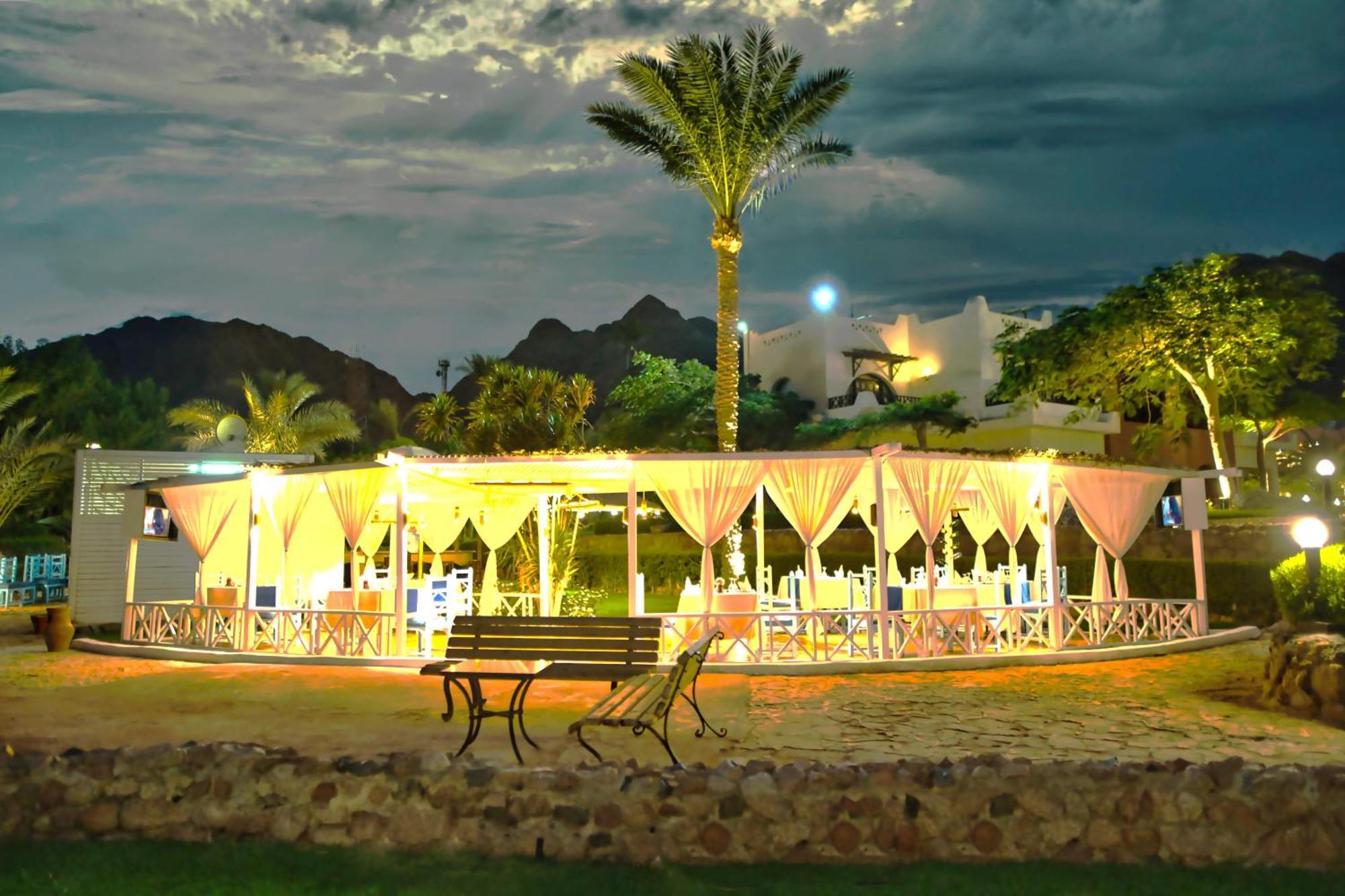 Tropitel Dahab Oasis Hotel Exterior photo