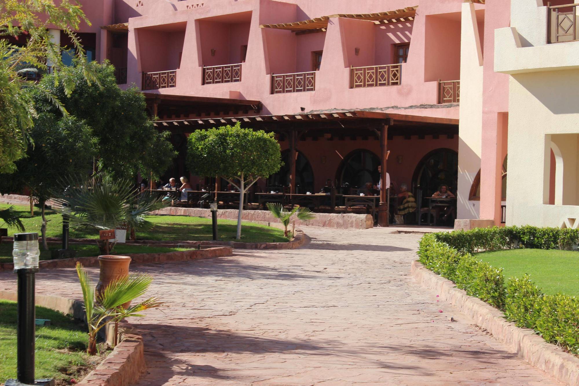 Tropitel Dahab Oasis Hotel Exterior photo