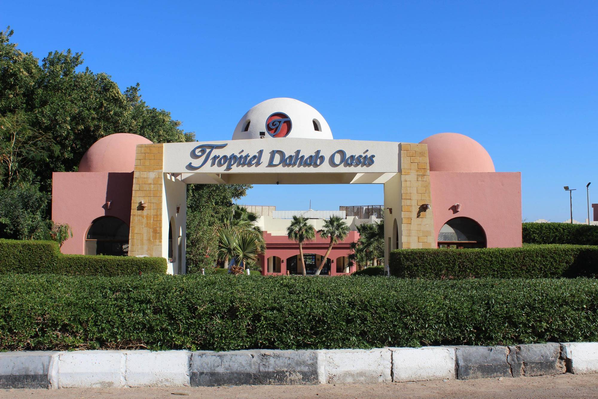 Tropitel Dahab Oasis Hotel Exterior photo