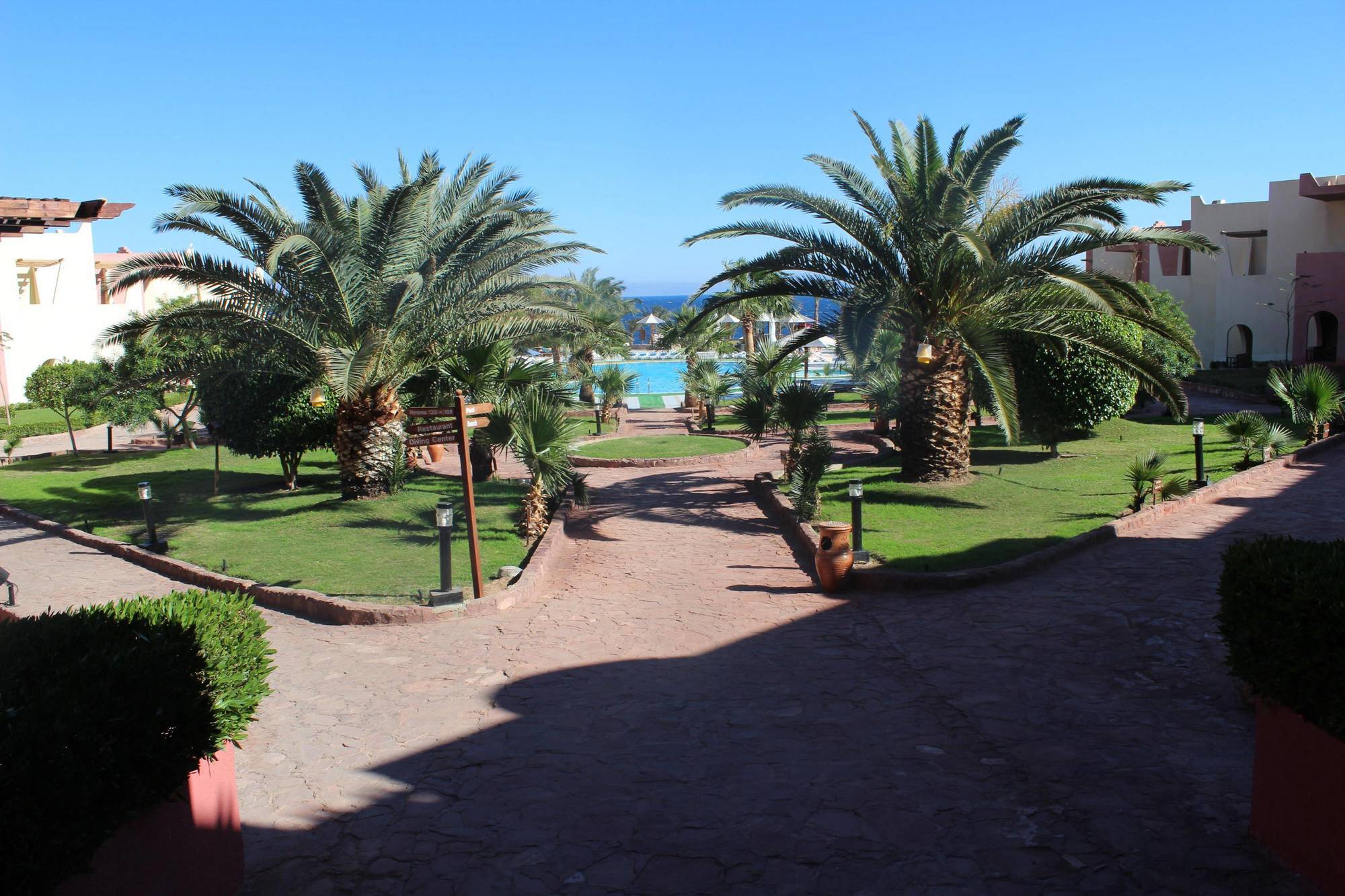 Tropitel Dahab Oasis Hotel Exterior photo